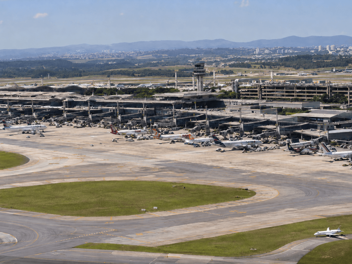CNJ lança sistema de IA para identificar ações abusivas contra companhias aéreas